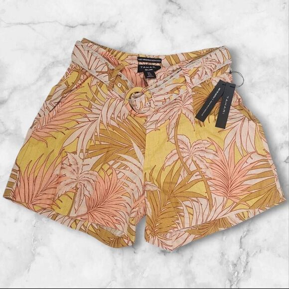 Tahari Tropical Print Shorts Size 6 - Picture 1 of 5